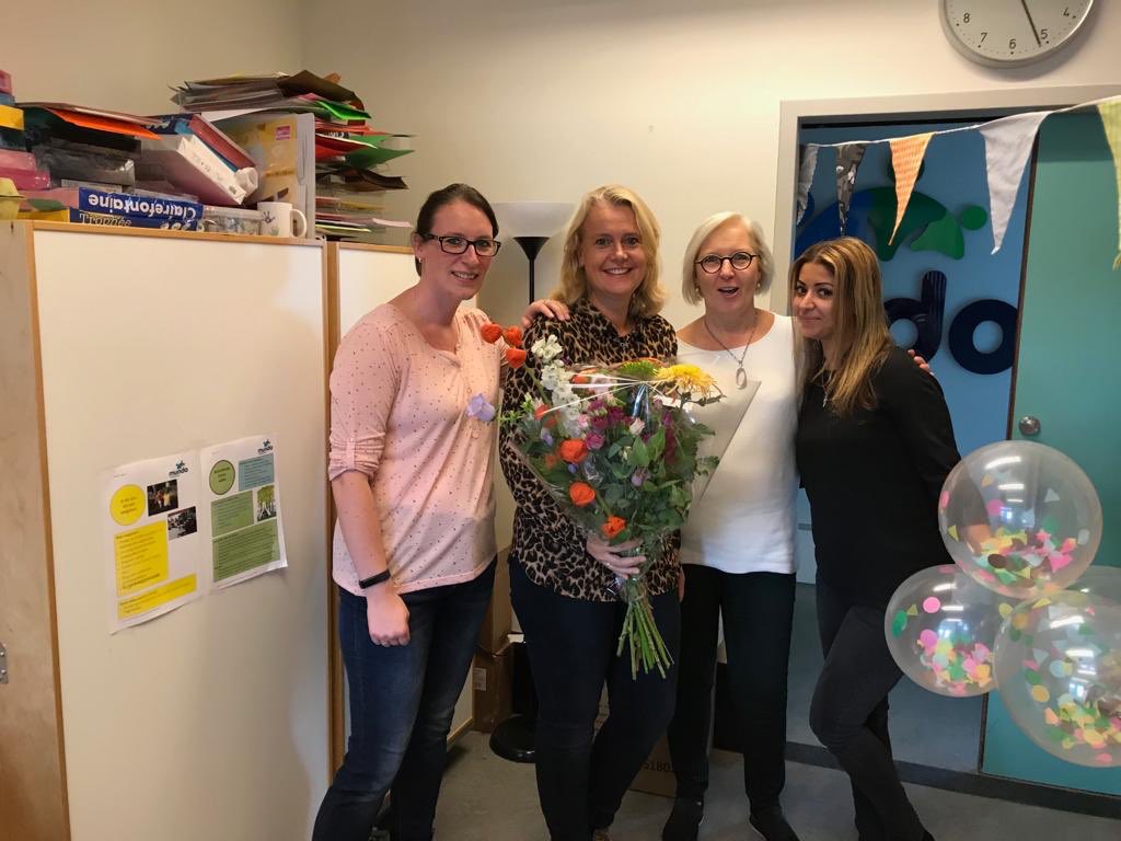 Manon Weeda: genomineerd Wordt zij de Pmer van Rotterdam?  Wij vinden in elk geval dat ze gewonnen heeft en hebben het lekker gevierd !