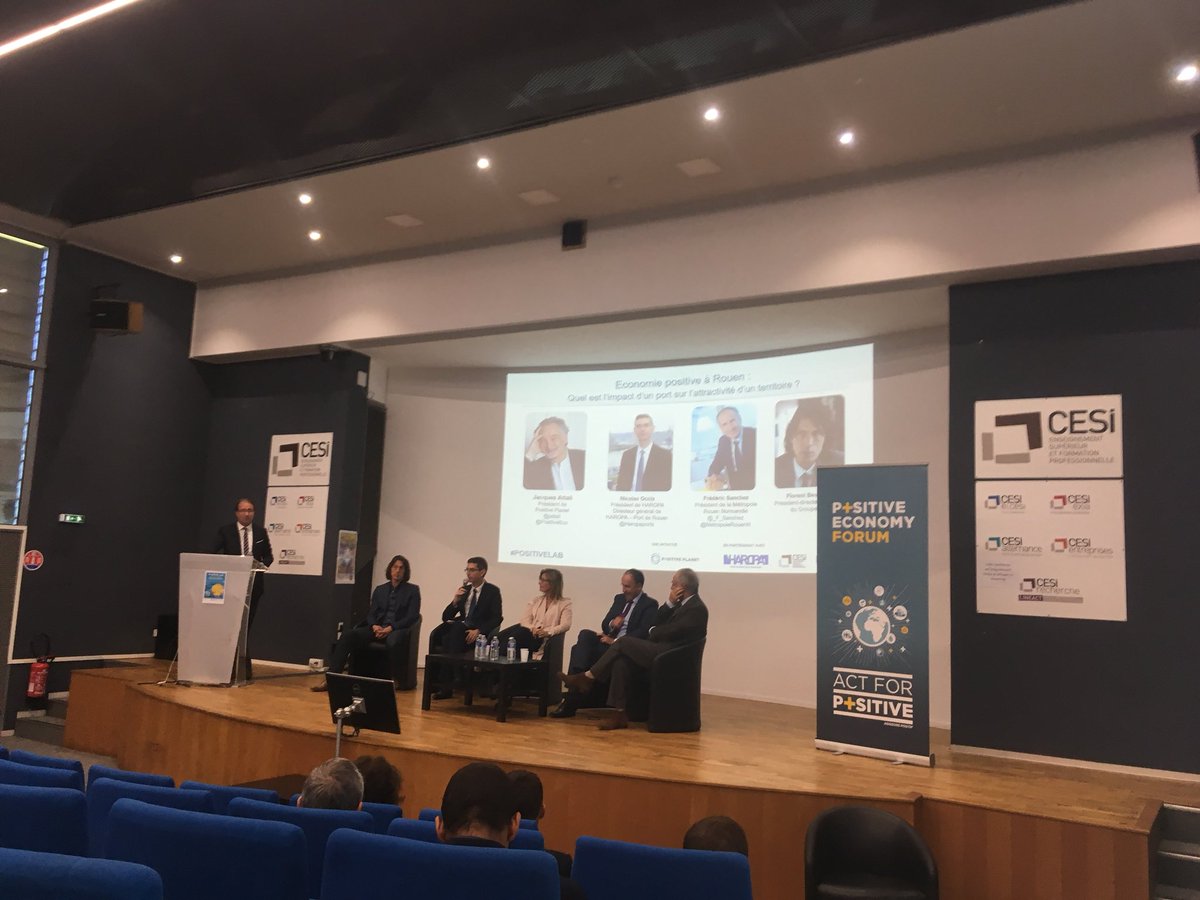 PositiveEco's tweet image. .@Haropaports a la responsabilité de préserver l’environnement, possède un parc naturel, développe des partenariats avec la SNCF, réhabilite des friches, souhaite devenir une plaque tournante de biomasse et des éoliennes, et développe des fermes solaires. #PositiveLab