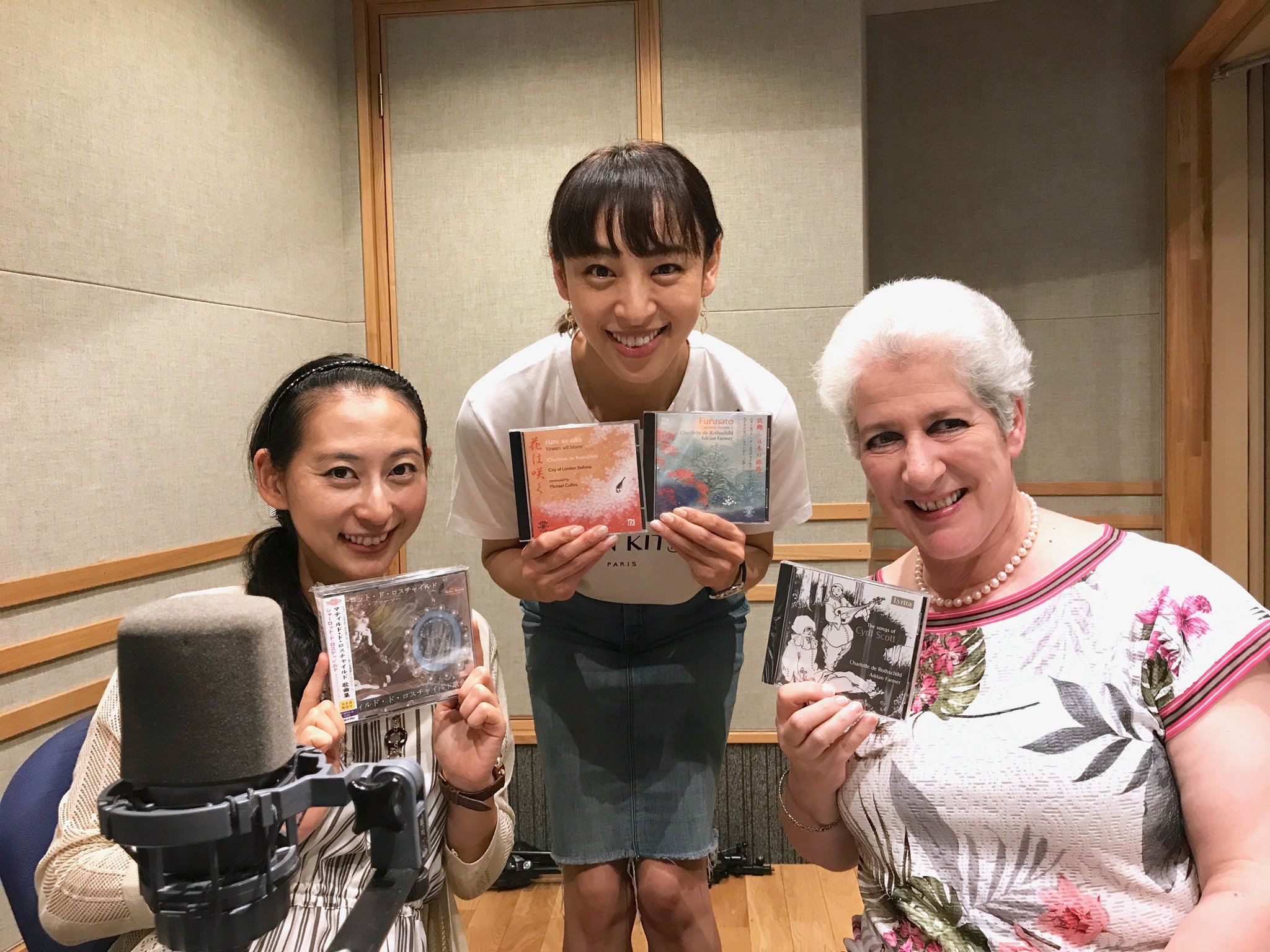 Girls Girls Girls Sur Twitter 音月桂のlet S Smile 3週に渡ってお迎えした バロネス シャーロット ド ロスチャイルドさんとのオフショットです 音月桂 ロスチャイルド Rothschild