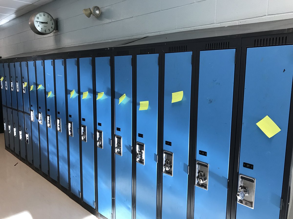 CMS_Tigers's tweet photo. Random act of kindness from a CMS student! #youregreat #IThinkYourAwesome #CMSRocks https://t.co/9NTJgvMMXC