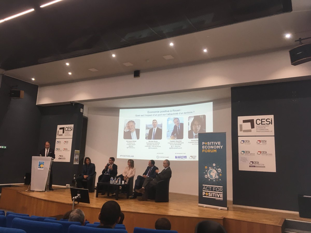 PositiveEco's tweet image. N Occis de @Haropaports parle du port de Rouen et de son modèle de port de fond d’estuaire qui permet une logistique verte #PositiveLab