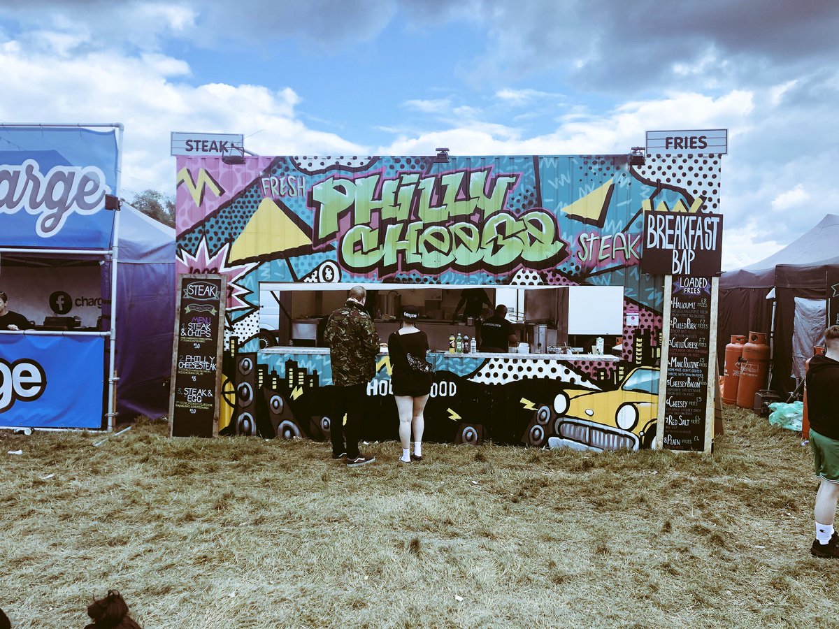 ONECATERINGMCR's tweet image. Nearly over the finish line!!! #twoleft