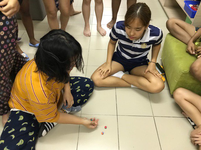 Rosebery_House's tweet photo. First Rosebery Cultural Evening of the new year with Mid Autumn Festival and Chuseok. Well done to the girls who presented. https://t.co/UN4NiYXCQQ