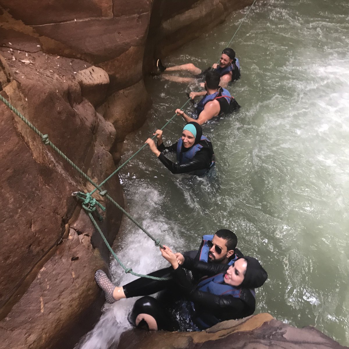 Adventur1Jordan's tweet photo. #hiknig #capming #fun #happy #tour #touiresm #Jordan #love_jordan❤️❤️ #roman_city #Roman #camp #phtography #pic #00962792830950 Ashrafmomani638@yahoo.com
#wadi #vally #Dead_Sea #aqapa #Amman #lets_we_do_hiking #hiking #home #everday_have_trip https://t.co/xOCh5RJNGk