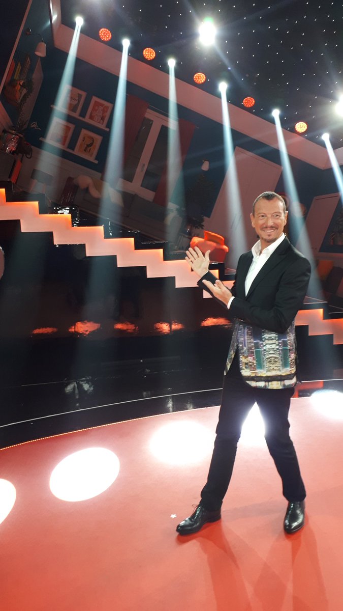 AndreaFabiano's tweet photo. Questa sera su @RaiDue con Amadeus e i suoi ospiti tutto sarà possibile!!!! @STEPrai #StepRai https://t.co/JMrQBRJYGy