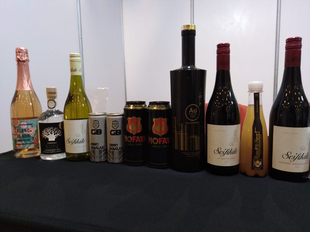 YarenaStore's tweet photo. Happy Monday(Tuesday)morning 
This is UhuruShop at @SABTIA_Org
Africa Tech Conference 2018 
@EmperorsPalace we are always pushing local brands
@MakhamisaFoods
@AuGoldVodka
@Moringacraftgin
@Mokachocolate2
@mofaya_official
@basothoheart
@djsbu
@iGemmer_
@seda_
@EusMas 
#BuyLocal https://t.co/wNHVTSFDtv