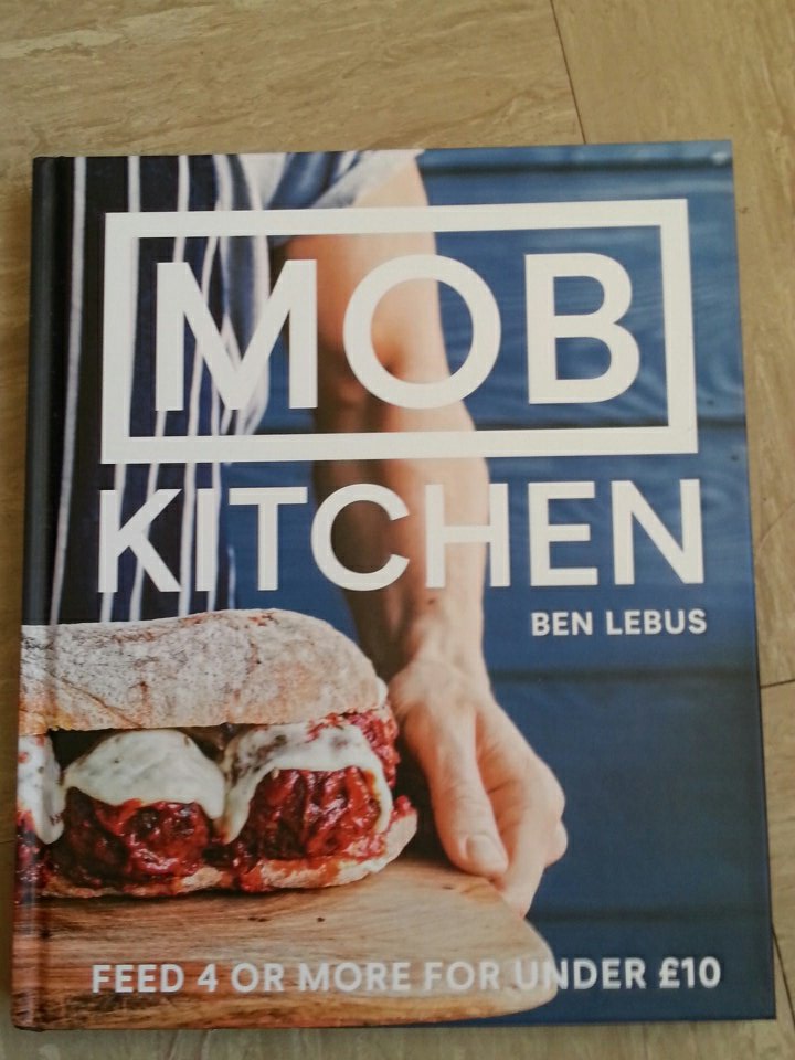 chickenbugs's tweet image. Love these guys! @mobkitchen @benlebus #mobkitchen #cookingwithmusic #breathoffreshair