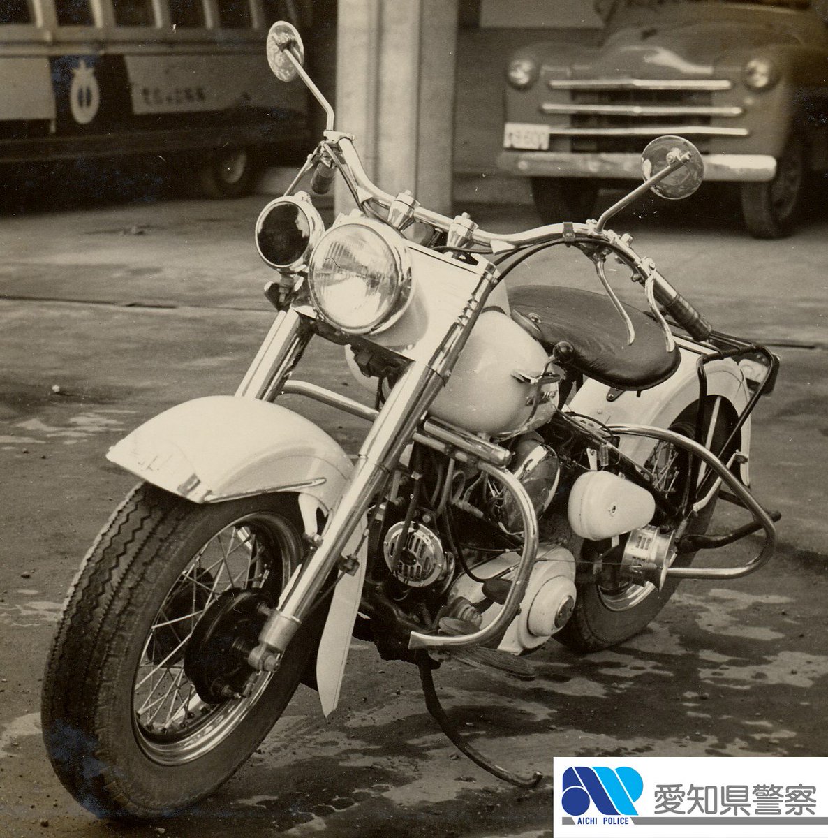 ট ইট র 愛知県警察広報課 レトロ写真館13 陸王 と聞いて何を最初に思い浮かべましたか 読書家 ドラマ好きの方 足袋型シューズ 慶 大生 応援歌 ライダー オートバイ ではないでしょうか 白バイ の 陸王 イかしてますね 昭和31 34年 1956
