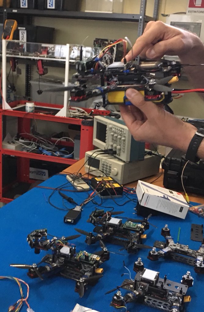 alebagnato's tweet photo. #Experimental #Drones, #Rovers and #TurtleBot #Robotic #Vehicles, @CPSwarm_EU team at Digisky #testing #Hangar
We are ready to fly :)
#TorinoAeritalia @AeroClub_Torino https://t.co/ClQemMLhCX