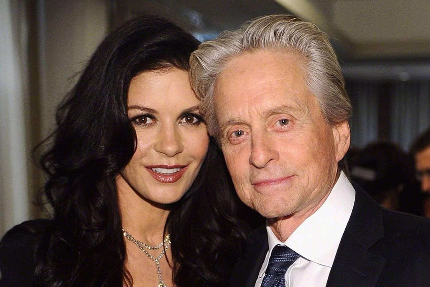 HAPPY BIRTHDAY CATHERINE ZETA-JONES & MICHAEL DOUGLAS    
