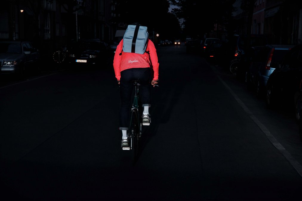 rapha commuter jacket