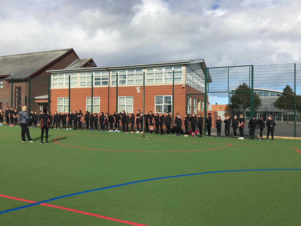 STM_PE's tweet photo. Great start to the Netball season @STM_PE - 50 girls at club this week!

#thesegirlscan #thisgirlcan #schoolsport #welovenetball https://t.co/EW8wpseBwG