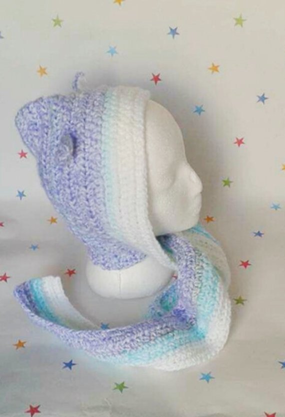 children's hat with scarf attached