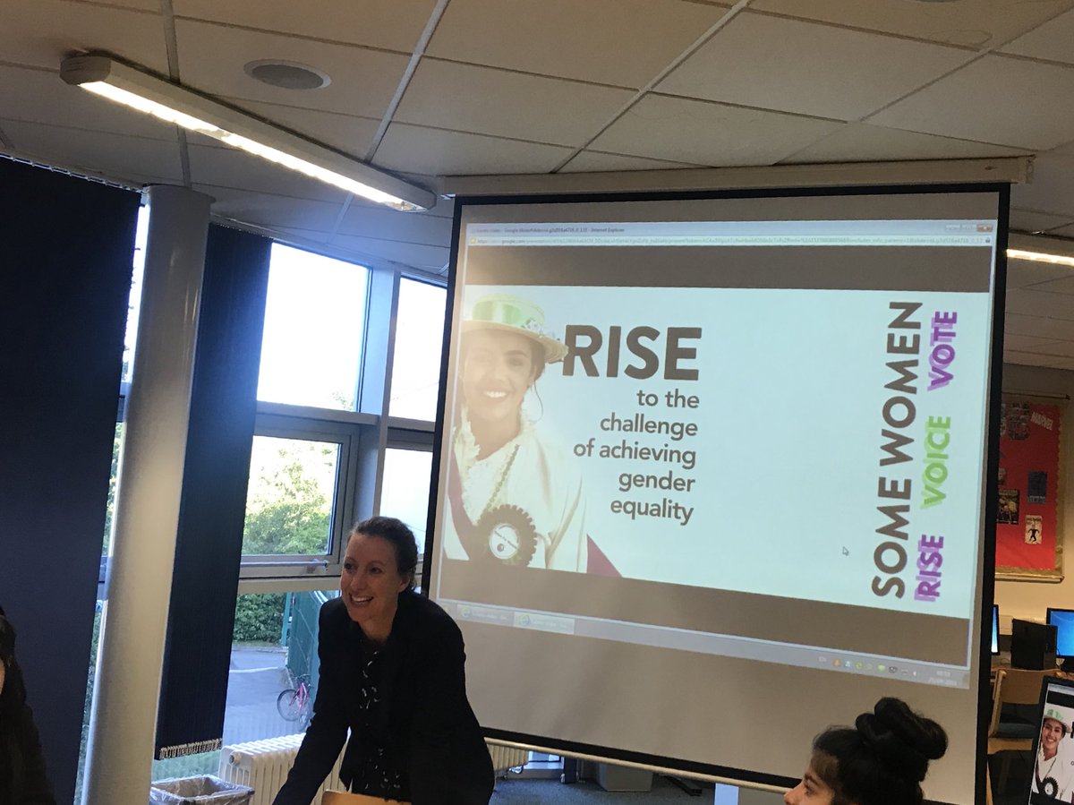 pieuksocial's tweet photo. Second session of the #risevoicevote project with @chorltonhigh this morning following their visit to the @PankhurstCentre last week. Inspirational as ever to hear from @evefrancisholt 🙌🏻 #centenarycities #vote100 https://t.co/IkDO51cm1i