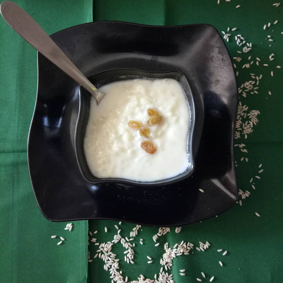 CelebratingE's tweet photo. Is my favourite Rice kheer or Rice Porridge yours also? 
Post your comment below and let me know!! #ricekheer #porridge #riceporridge #foodstagram #foodporn #foodgasm #indianfood #gharkakhana #tasteofindia #flavourofindia #desserts #veganfood #vegetarianrecipes #sweetdishes #Rice https://t.co/sRByKuB1A6
