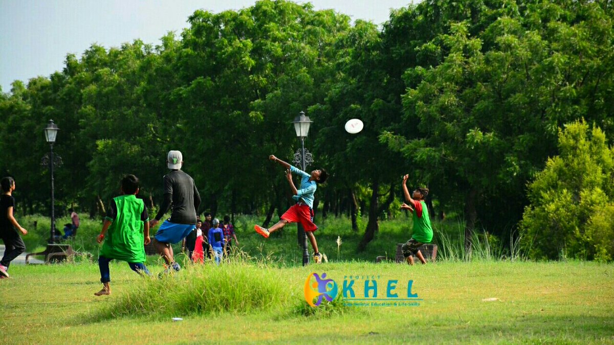 ProjectKHEL's tweet photo. Playing. Flying. Twisting.
#Ultimatefrisbee #Lucknowultimate #frisbeematches #frisbeepractice #practice #playing #growing #workinghard #janeshwarmishrapark #lucknowteams https://t.co/Q790NIlguu