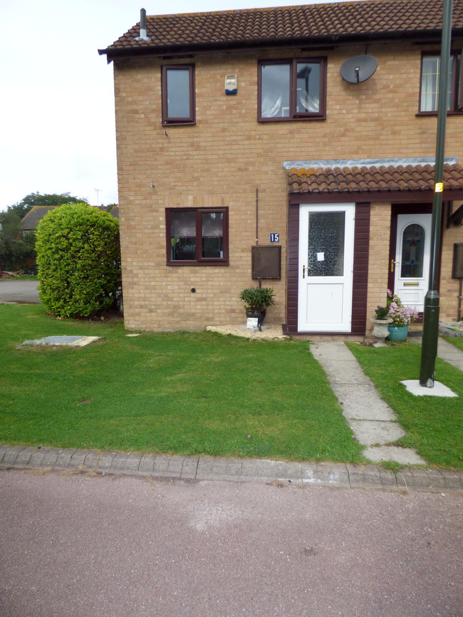 Yet another one of our properties LET ON FIRST VIEWING WITHIN 24 HOURS OF GOING TO MARKET!! 
LANDLORDS we just don't have enough properties for the amount of qualified applicants we have! Switch to Leaders today to receive 3 MONTHS FREE PREMIER SERVICE!