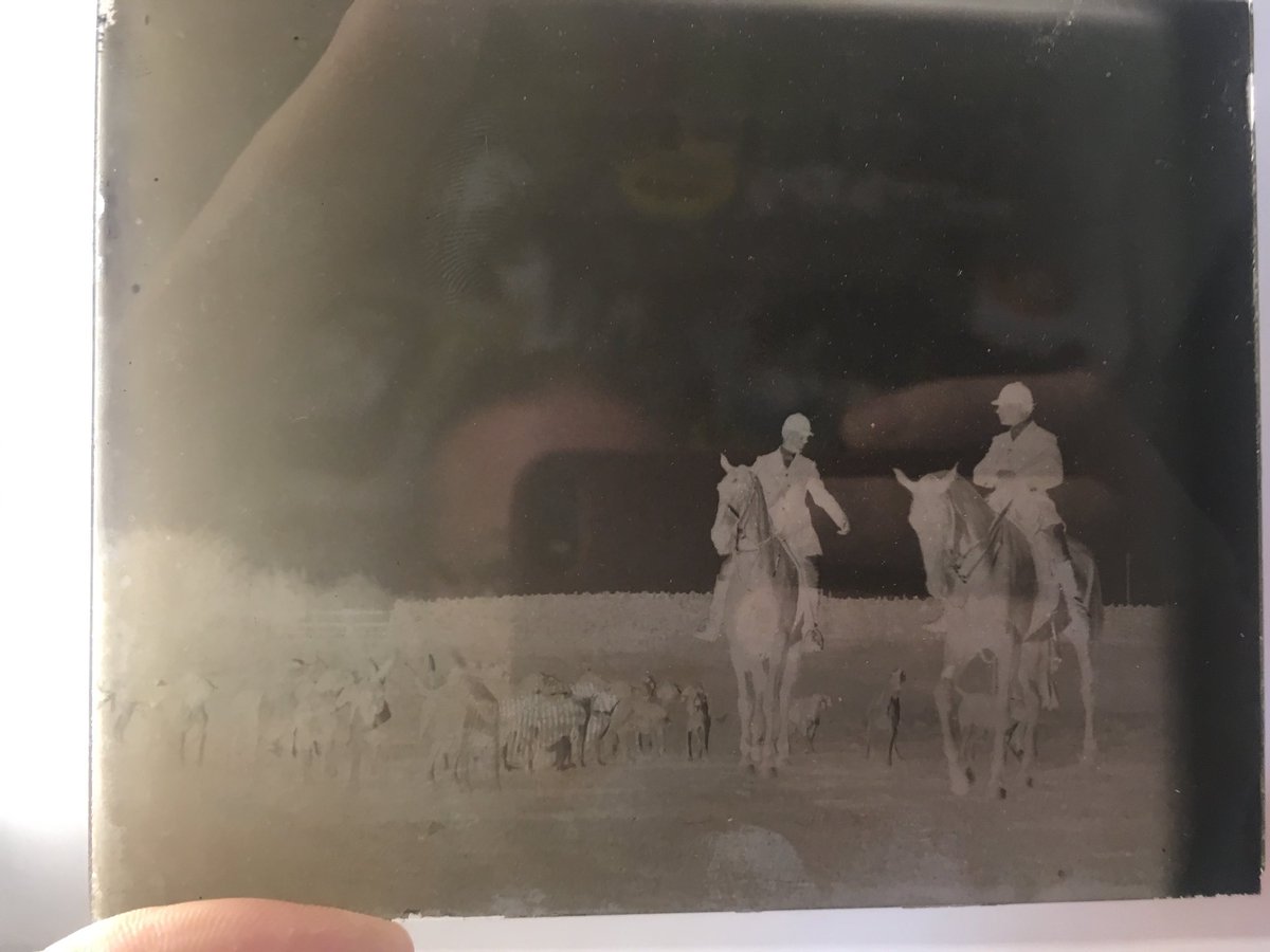 funkyuk's tweet photo. So, #findsoftheweek, I acquired this at the weekend, and the slides had plates in them, so I ruined my Dev and fix with a couple of them, and nothing came out.  Then I opened the last slide in the light, and these were in them... which is cool.... https://t.co/8jMoCcSzhH