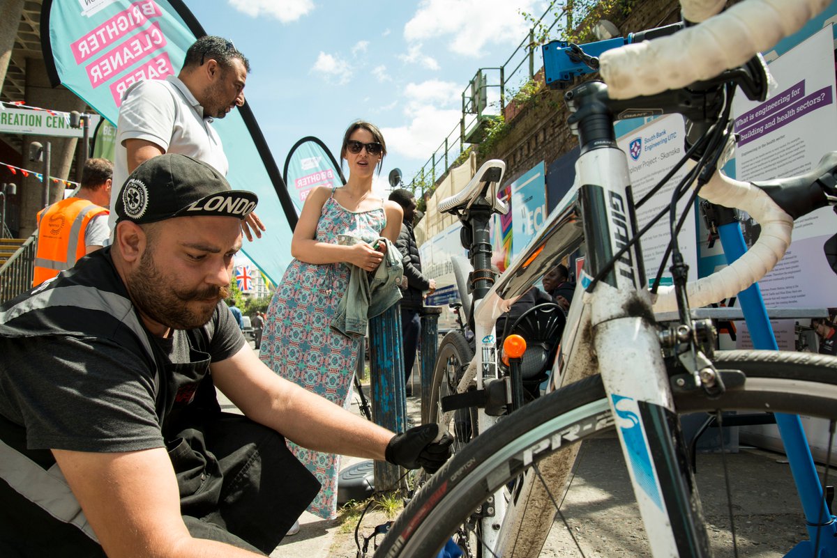 BrixtonBID's tweet photo. Brixton Station Road comes alive. Get your bike repaired for FREE, pop-up music events, National Fitness Day, street food, and access to the 'From Nope to Hope' exhibition at Brixton Recreation Centre.
Tomorrow, Wednesday 26th September, 10:00 - 15:00. #ForBrixton https://t.co/hz5lm81PFA