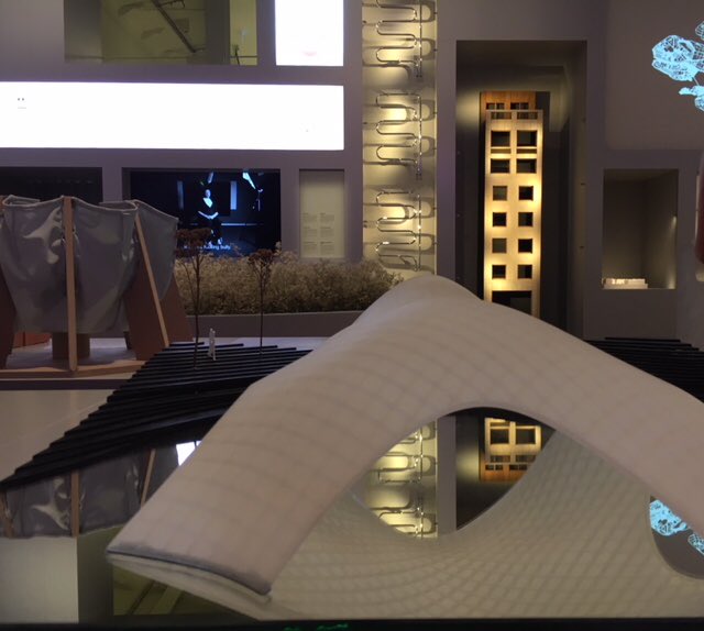 Inspiration för Innovationsmässan: Modell av en mötespaviljong från utställningen Public Luxury på ARKDES.#lidskol