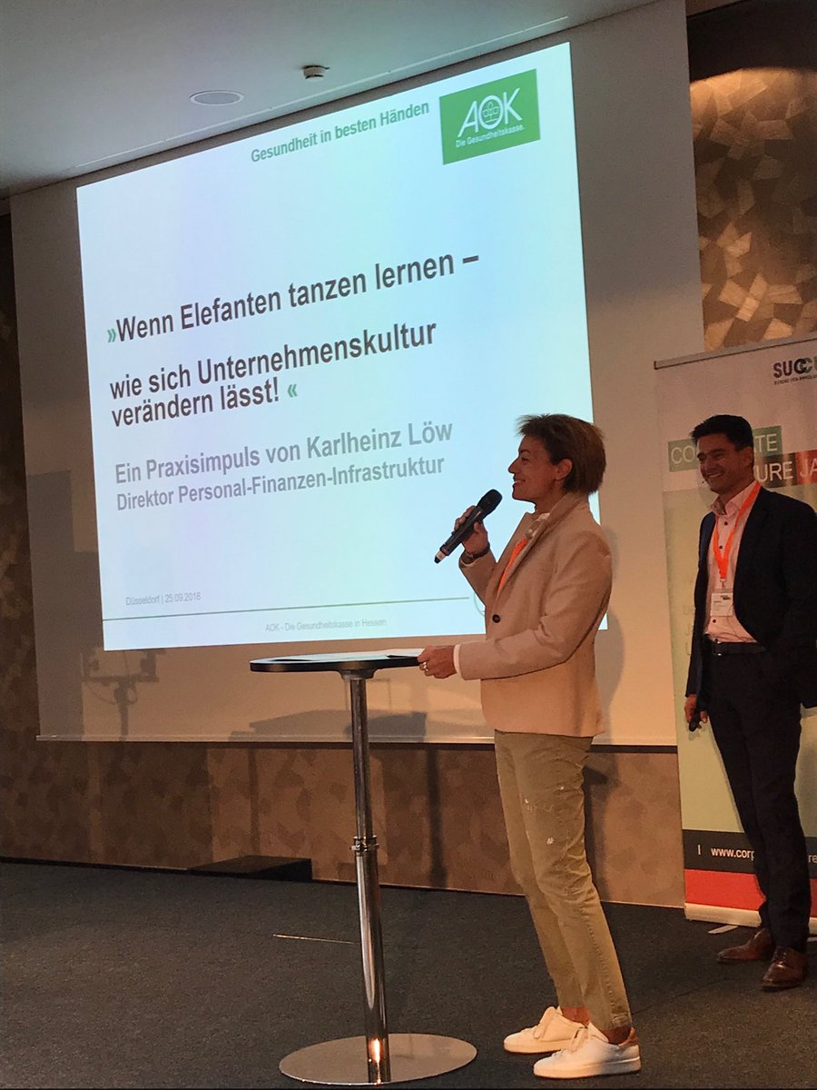 KienbaumConsult's tweet image. „Führungskräfte müssen Vorbilder in der digitalen Transformation sein“, deshalb ist #Führungskultur so wichtig, leiten ⁦@ybalzer⁩ und Karlheinz Löw von der AOK Hessen unser gemeinsames Projekt ein. #CCJ18