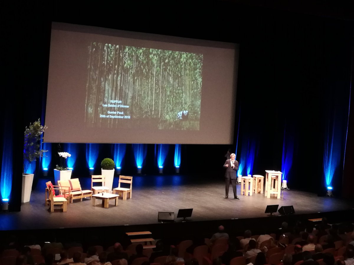 VFE85's tweet photo. 2 journées de réflexions autour de l économie bleue accueillant 700 personnes grâce à l association #RUPTUR aux sables d olonnes. https://t.co/hUzjzemKG2
