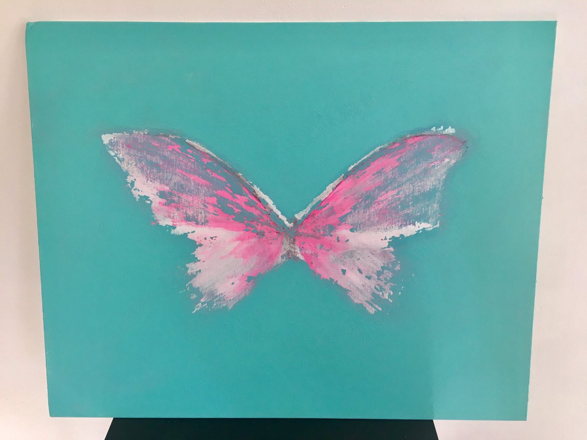 New piece I’ve just finished for my “Abstract Butterfly Collection” It’s a bit bigger than my other paintings. I’m really looking forward to getting this one framed.

#artist #abstractartist #butterfly  #newcollection #clubcrawley #painting