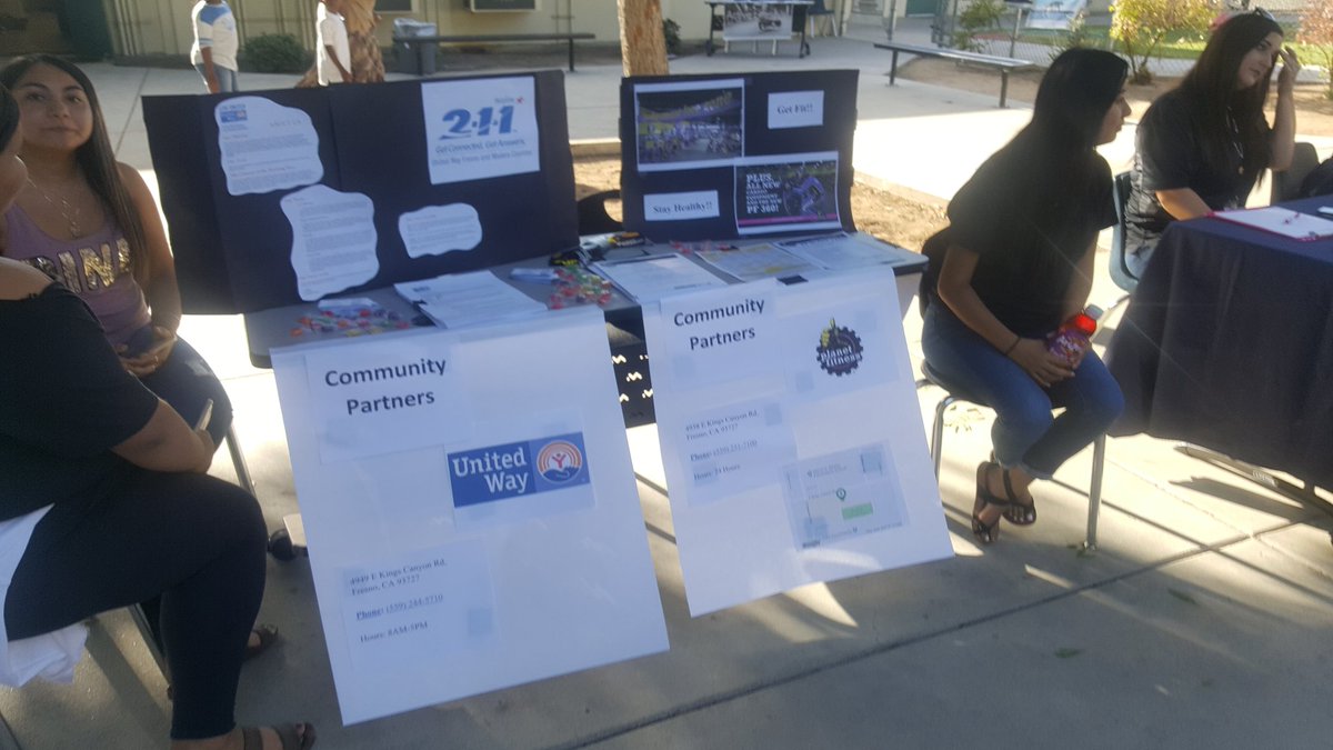 Cambridge Back to School Night 1st Ever PBL Public launch.......<a href="/BIEpbl/">Buck Institute for Education</a> <a href="/fresnounified/">Fresno Unified</a> <a href="/JEYoungAcademic/">JE Young Academic</a> <a href="/mwniehoff/">Michael Wolfgang Niehoff</a> @BHS_Director