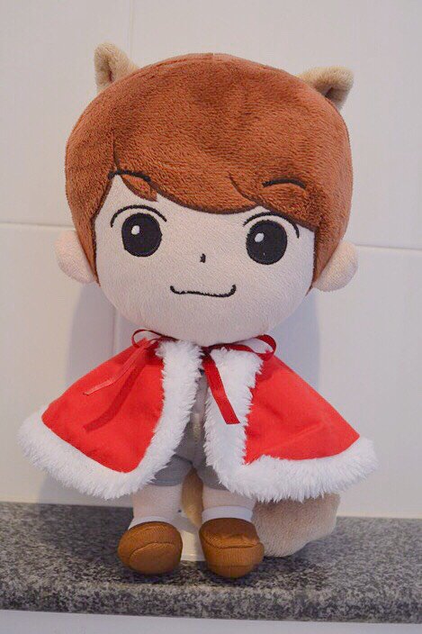 hellokyumin's tweet photo. 9. เสื้อคลุมราชา (220 บาท จากราคาเดิม 320 บาท)

ไม่มีมงกุฎให้นะคะรอบนี้ เพราะมันใหญ่มาก ขนส่งลำบาก ใส่แล้วได้ฟีลฮีโร่ตัวน้อยๆเล่นสนุกค่ะ
เหลือ 4 ชุด

#ชุดตุ๊กตา https://t.co/AIxRDrZ9VF