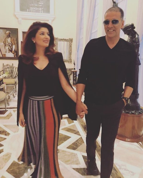 #NewBlog - 10 Bollywood Inspired Couple Pictures you should definitely click with your someone special. Read more: bit.ly/2QSdmho
RT