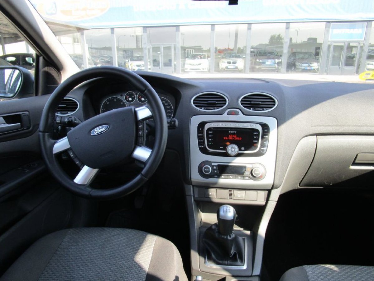 CaetanoRetailES's tweet photo. En Carplus tenemos 24 meses de garantía. ⬇️ Aprovecha esta oportunidad para comprar un Ford Focus, en muy buen estado y muy pocos kilómetros. ¡Por solo 4.490€! 😲
https://t.co/lxFY3bmbyC
#Cochesocasion #Cochessegundamano #coches #ofertas https://t.co/NhuCdaVlpT