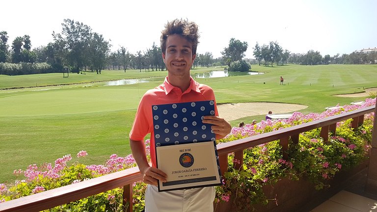 GolfAmericas's tweet photo. The 2018 Canarias Doble champion Jorge García Ferrero makes a #holeinone on the 8th hole at #golflasamericas CONGRATULATIONS! #playadelasamericas #tenerifegolf @fedcanariagolf @TenerifeisGolf #visittenerife @CanaryIslandsEN https://t.co/MiLJXou4ky