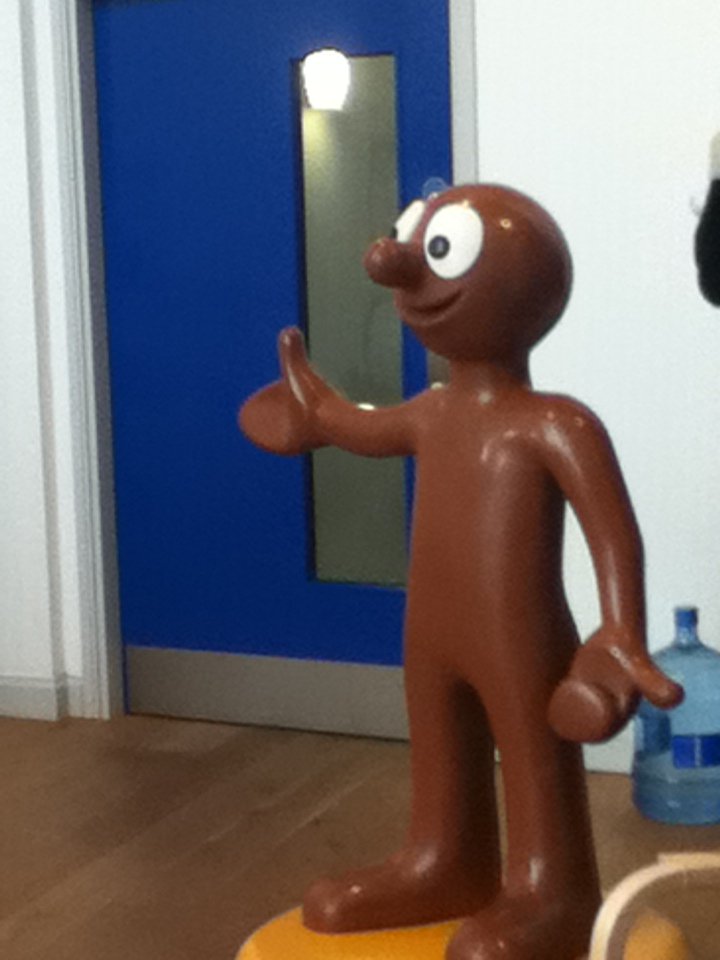 shapesinmotion's tweet photo. Looking forward to teaching @aardman #AardmanAcademy over the next couple of weeks ... #Acting &amp; #CharacterMovement for #Animators 
https://t.co/I0vkzITrRC https://t.co/92RMDjaoRH
