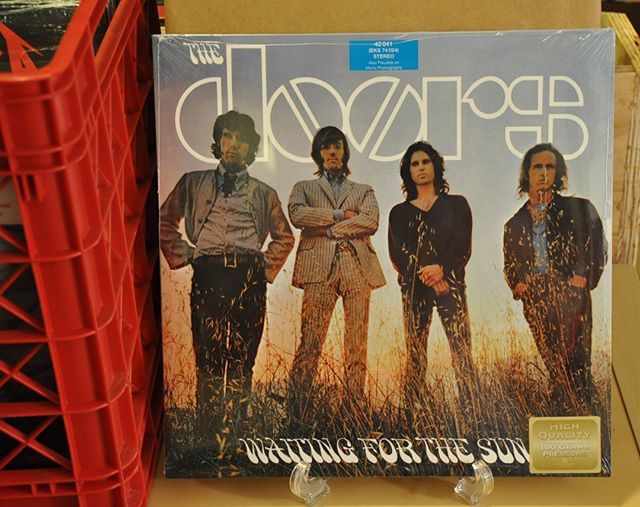 AllSalesVinyl's tweet photo. Jim Morrison had an affair with The Velvet Underground’s German vocalist Nico. Andy Warhol wanted to film them having sex for his film, Fuck. Jim turned him down with a ‘Fuck off, Andy’. @thedoors #thedoors 
#vinylcollection #album #music #vinyl #vinylco… https://t.co/sYu0wsZJ2h https://t.co/JkmZZSwOyS