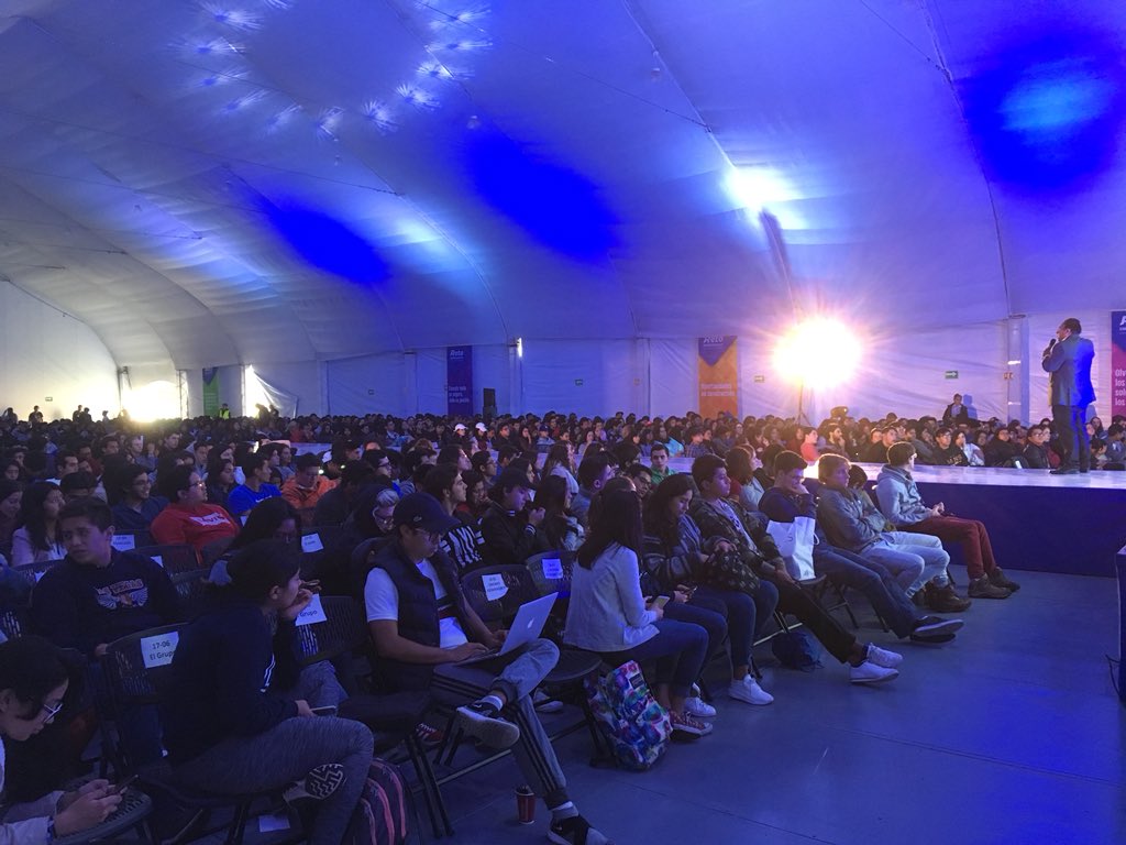 Hoy, los participantes del Reto Emprendedor de la #Semanai tuvieron la visita de la EXATEC y emprendedora Regina Dávila, quien les dio algunos consejos para emprender un negocio y les enseñó cómo no decaer ante el fracaso.