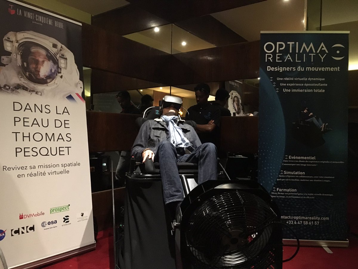 ESA_fr's tweet image. Aujourd’hui au cinéma @LeGrandRex, "Dans la peau de Thomas Pesquet" dans un fauteuil dynamique #VR! Le film est également disponible sous forme d'une application de #réalitévirtuelle #VR pour votre téléphone, ou en vidéo 360°. Plus d'infos sur …squet.nouvelles-ecritures.francetv.fr