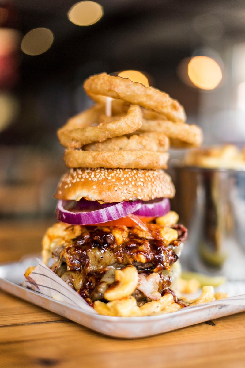 How long would it take you to eat this? #FoodChallenge #ThrowbackThursday  bit.ly/2xCnin9