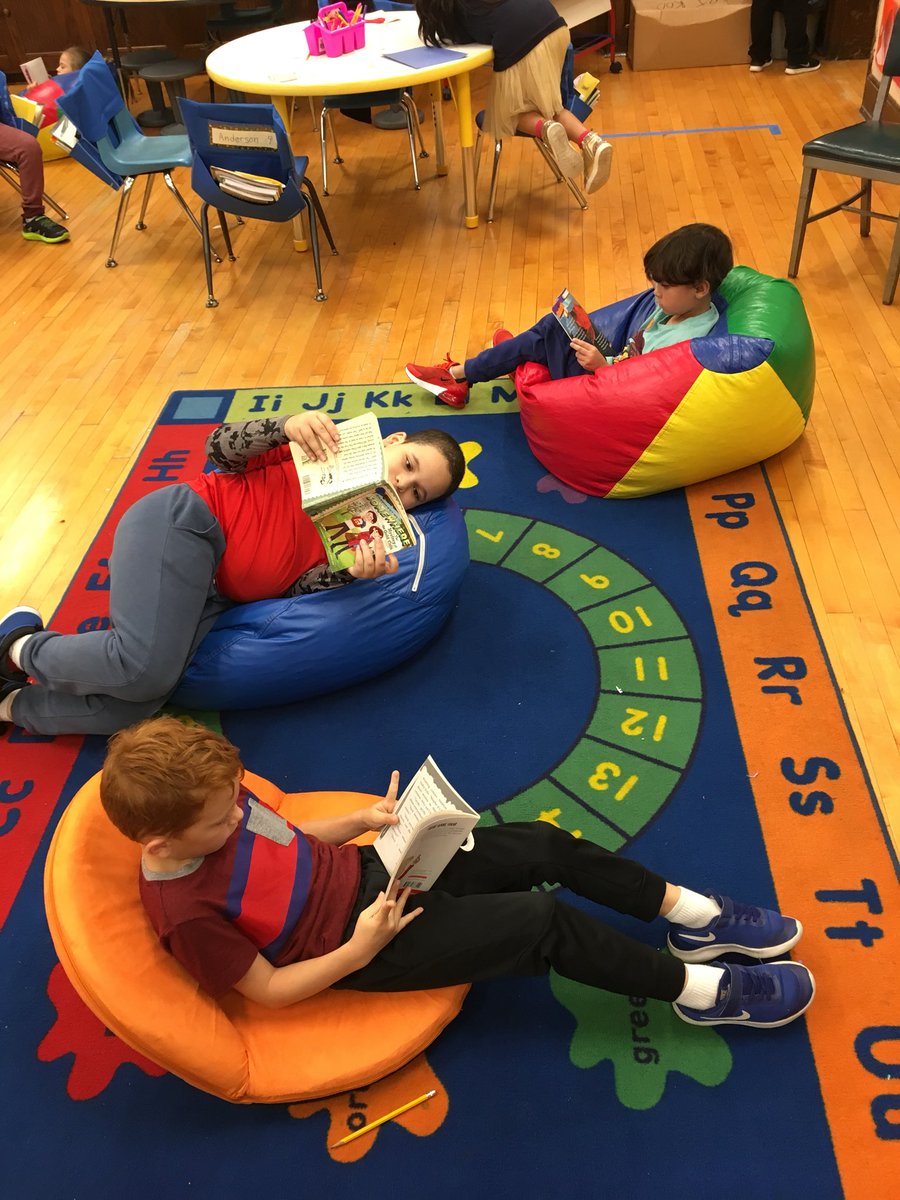 MsMongelli's tweet image. Nothing better than curling up with a great book on a rainy day! Working on our reading stamina utilizing our flexible seating options! #WeeRead #WeeAreComfy ☔️📚@NinaPetruzzella @AnnaRudowsky