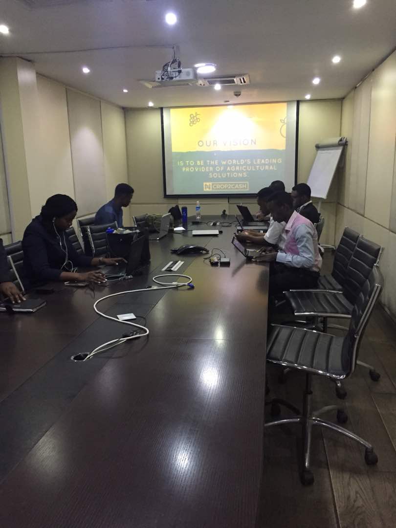 Our Start-ups pitching their innovative ideas to the CEO of FCMB Ladi Balogun
#innovation #Entrepreneurship #startups