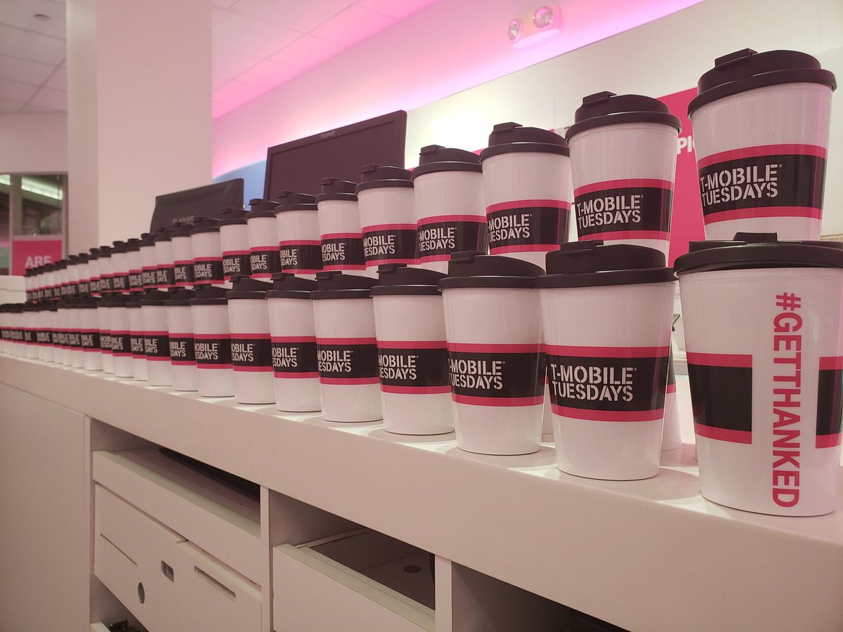 DerekRoeder2's tweet image. Make sure you #GETTHANKED at a T-Mobile store today! Free travel mugs for you and a friend!