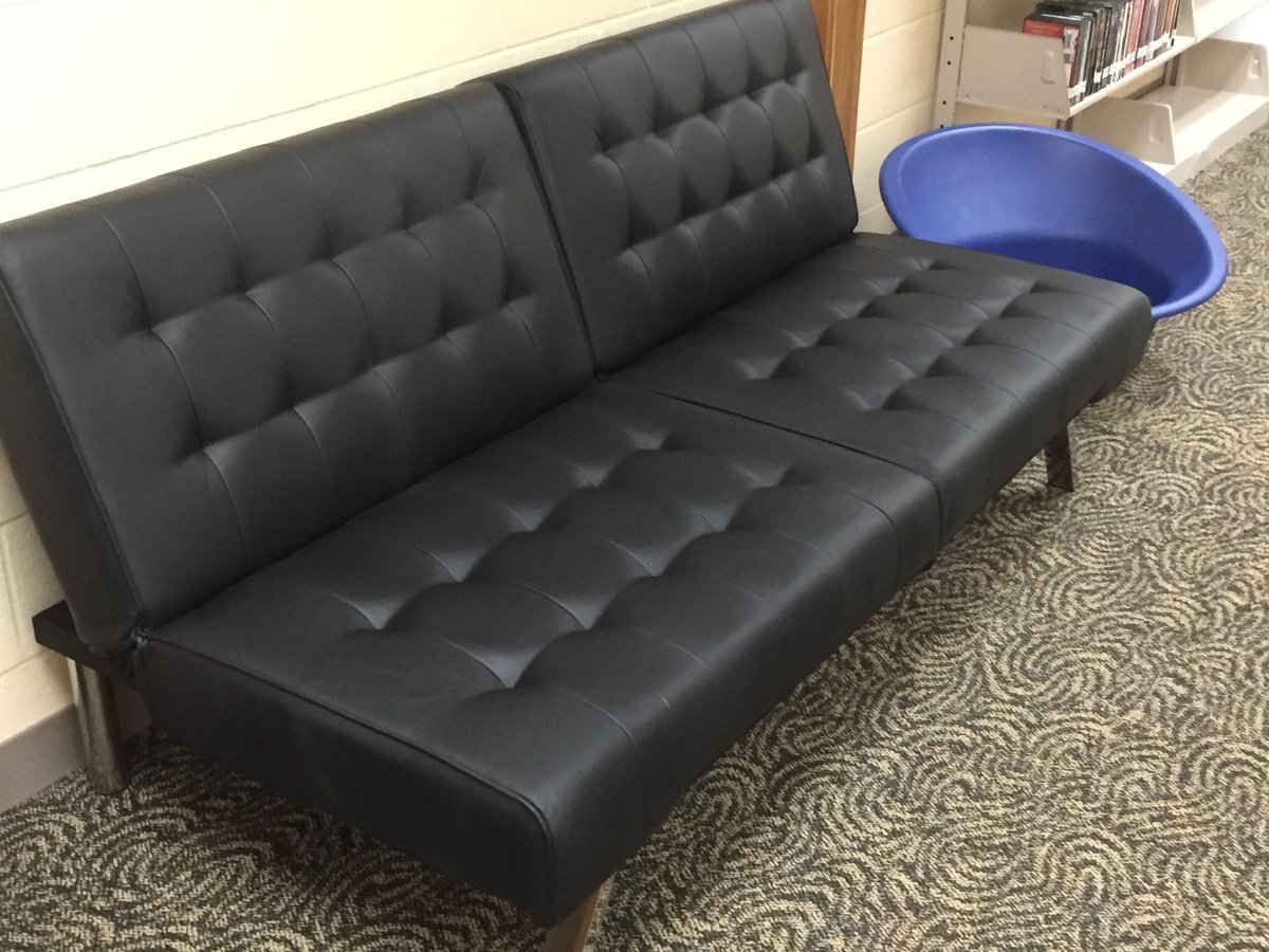 oohslibrary's tweet image. The library is rocking some new furniture #futurereadylibrary #librarylife #PioneerTogether
