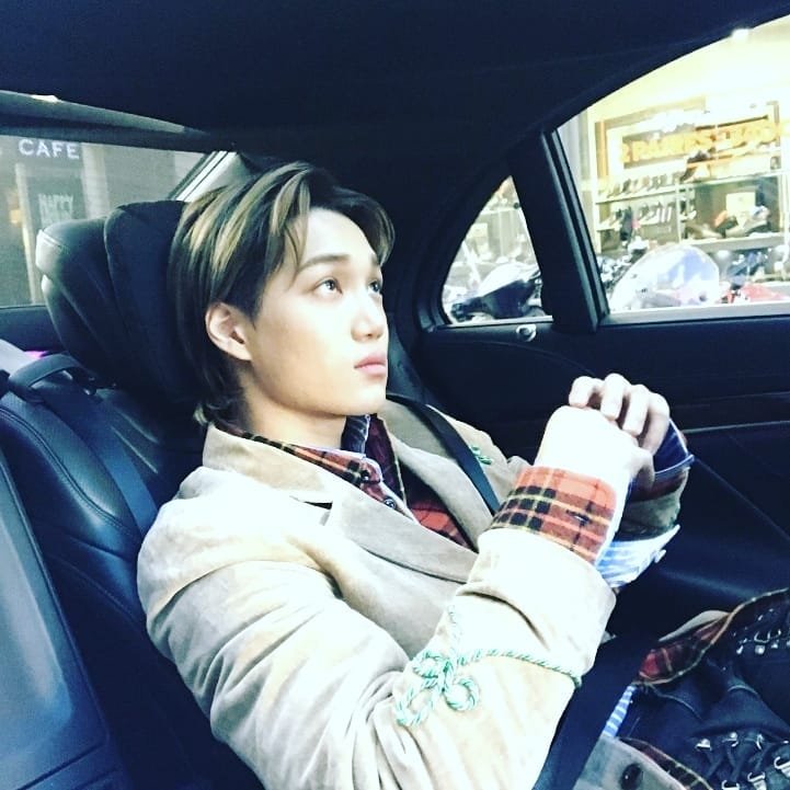 Rekso60292's tweet photo. @Vh1India @weareoneEXO @karanjohar @gucci Thanks for #therealhashtags💛
#KAIxGUCCI19
@weareoneEXO https://t.co/MQWRhzFlfJ
