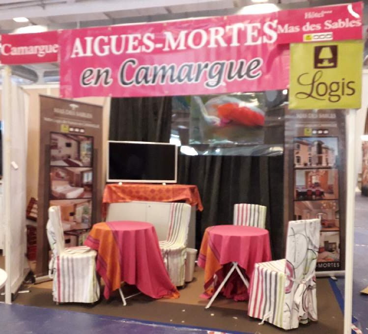 MasDesSables's tweet photo. Venez nous rencontrer @iftmparis sur le stand E17. Pour mettre de la #camargue dans vos #sejours #voyages https://t.co/2JluWknuWA