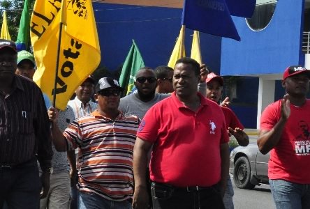 PeriodicoHoy's tweet photo. #PeriódicoHOY: Falpo anuncia jornadas de protestas para los próximos días #ElPaísHOY  https://t.co/Dg2pphuJ3C https://t.co/YIpCtEwpLj