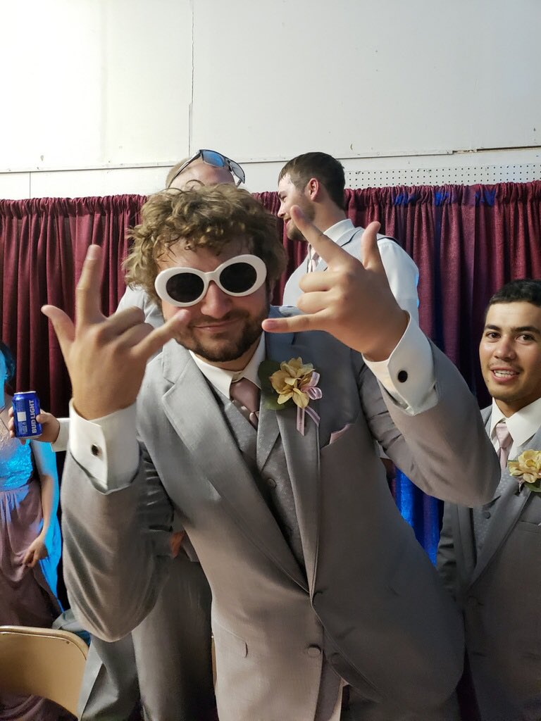 BYBryceYoung's tweet image. Happy 21st @young_man11.  Truly ONE of my day ones (literally).