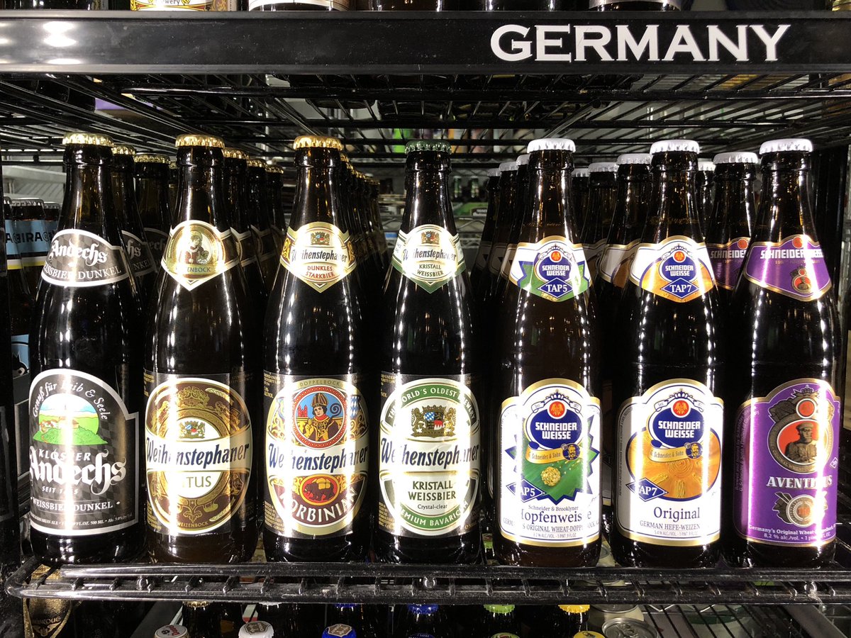 hubcitybrews's tweet photo. When the lighting in the beer cooler is on point and you need to take a selfie with 7 of your closest friends.

#Oktoberfest party this Saturday Sep 29th, full details here: https://t.co/dbNVtUOj9e https://t.co/llknmuuZD9