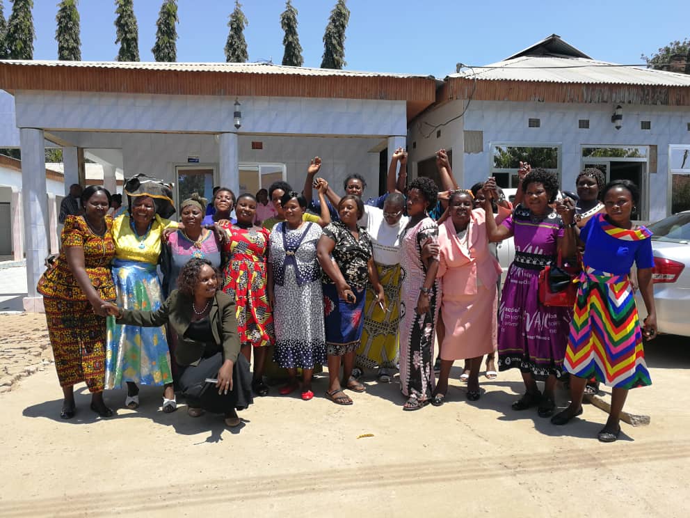50:50 Campaign Malawi (@5050campaignmw) on Twitter photo Karonga female aspirants are very energetic, ready to serve their Constituencies & Wards! #Winwithwomen #Malawi
<a href="/wisdomnelson1/">Wisdom N. Chimgwede</a> <a href="/galade/">Tumbi's Mum🇲🇼</a> <a href="/SteinarEHagen/">Steinar Egil Hagen</a> @ActionaidM <a href="/anyangwe4/">Clara Anyangwe</a> <a href="/HabibaRezwana/">Habiba Nangondo Osman</a> <a href="/Viwemi3/">Viwemi</a> <a href="/cherrynicely/">Nicole Guillet</a> <a href="/macnyoni4/">Mc Donald Nyoni</a> <a href="/electionsmalawi/">Malawi Electoral Commission</a> <a href="/Kikkanh/">Kikkan Marshall Haugen</a> <a href="/CapitalFMMw/">Capital FM Malawi</a> <a href="/ChikumbutsoNgo1/">Chikumbutso Ngosi Ndaferankhande</a> Karonga female aspirants are very energetic, ready to serve their Constituencies & Wards! #Winwithwomen #Malawi
<a href="/wisdomnelson1/">Wisdom N. Chimgwede</a> <a href="/galade/">Tumbi's Mum🇲🇼</a> <a href="/SteinarEHagen/">Steinar Egil Hagen</a> @ActionaidM <a href="/anyangwe4/">Clara Anyangwe</a> <a href="/HabibaRezwana/">Habiba Nangondo Osman</a> <a href="/Viwemi3/">Viwemi</a> <a href="/cherrynicely/">Nicole Guillet</a> <a href="/macnyoni4/">Mc Donald Nyoni</a> <a href="/electionsmalawi/">Malawi Electoral Commission</a> <a href="/Kikkanh/">Kikkan Marshall Haugen</a> <a href="/CapitalFMMw/">Capital FM Malawi</a> <a href="/ChikumbutsoNgo1/">Chikumbutso Ngosi Ndaferankhande</a>