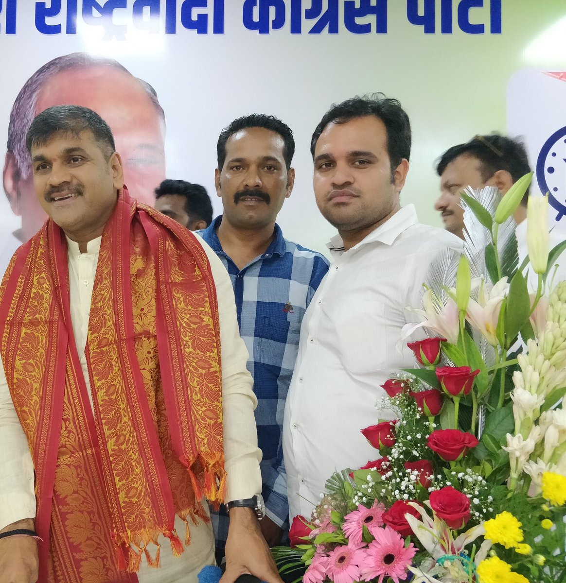 NSCMUMBAI01's tweet photo. Today with honorable @AhirsachinAhir ( president @MumbaiNCP  , Ex Minister of Maharashtra government) at Rastriyavadi Bhavan @NCPspeaks 
@NSCMUMBAI01 @Jayyadav9920 @AmitTiwari_01 https://t.co/udyGSaqx2N