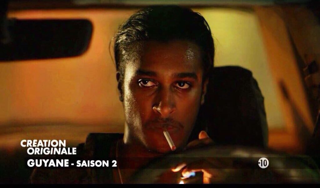 Nene10's tweet photo. Thiago dans la superbe série Guyane de @canalplus 👏🏻👏🏻👏🏻👏🏻👏🏻 Fantastique interprétation en brésilien, de l’acteur français @SyanLUKA !  Je suis fan !! Brasil está dominando ! 🇧🇷❤️ https://t.co/kJ7l9rVBii