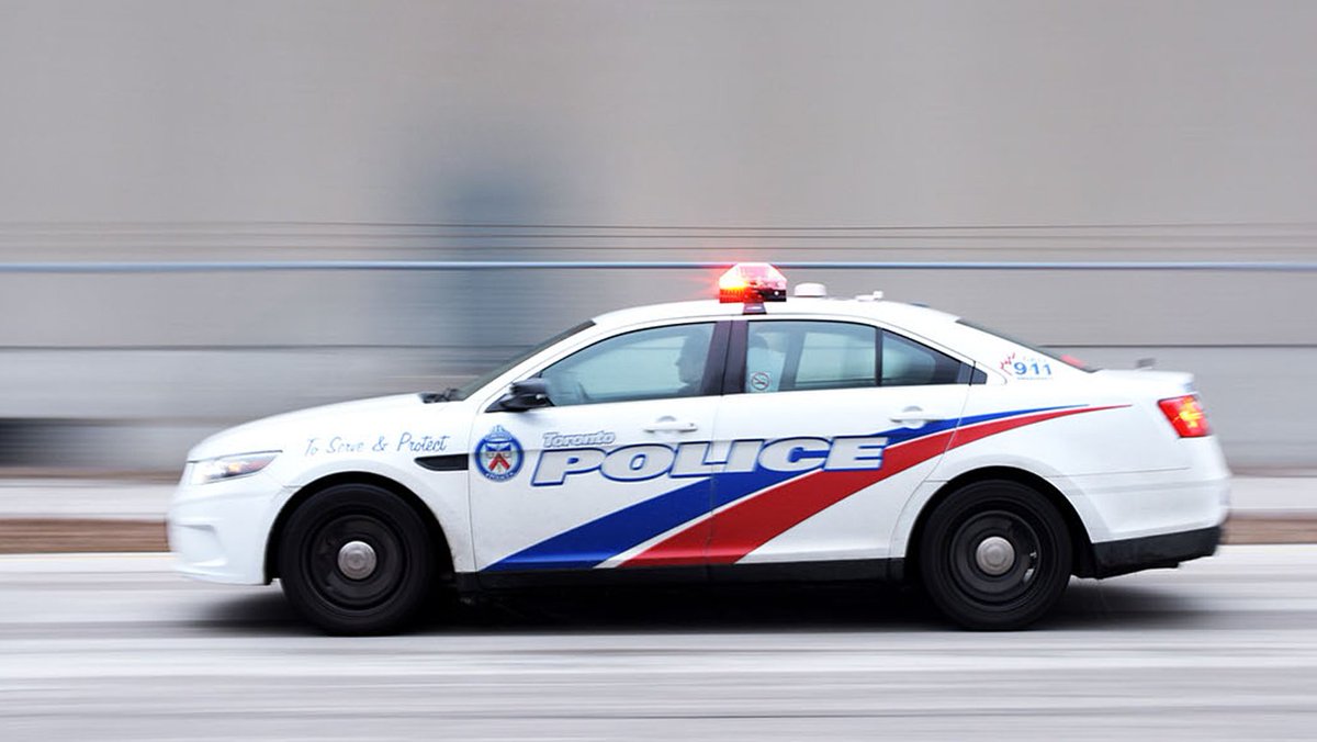 3 people injured in west-end shooting ow.ly/oB4430lXJ7g https://t.co/QsxmSK5zdX